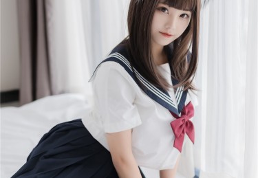 海角社区下载体验特稿：苹果端如何将在线互动中每一句低语都转化为撩人心动的秘密信号