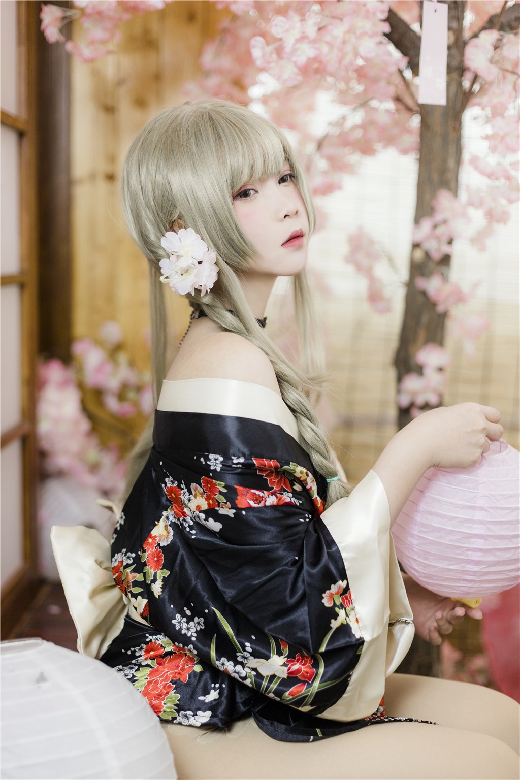 【麻豆官媒官方网站】密语夜宴：揭秘明星在夜宴后低语时那不可言说的秘密情感